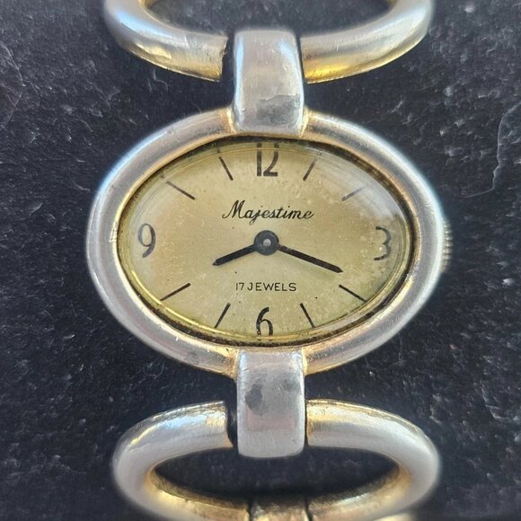 Vintage Majestime Wristwatch Manual Winding 17 Jewels Gold Tone Analog Watch - Picture 1 of 12